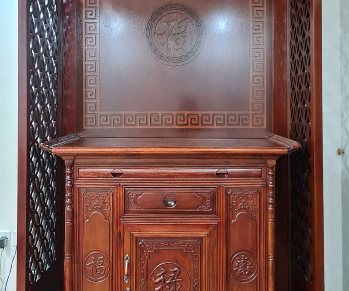 Tủ thờ TTD03 kèm vách ngăn phòng thờ