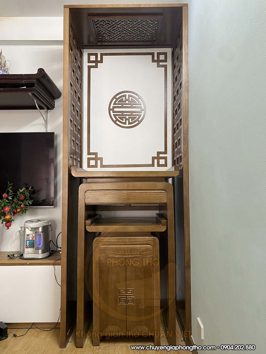 Lắp đặt bàn thờ đứng gỗ sồi tại chung cư Capital Elite BTD43 Lắp đặt bàn thờ đứng gỗ sồi tại chung cư Capital Elite BTD43