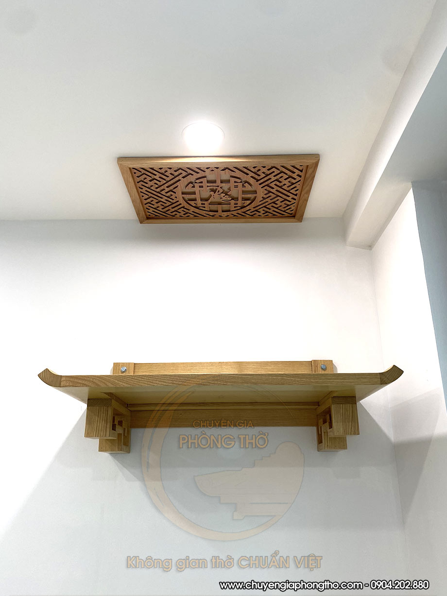 Lắp đặt bàn thờ treo tường màu trần sồi tại chung cư Masteri West Heights BTT04