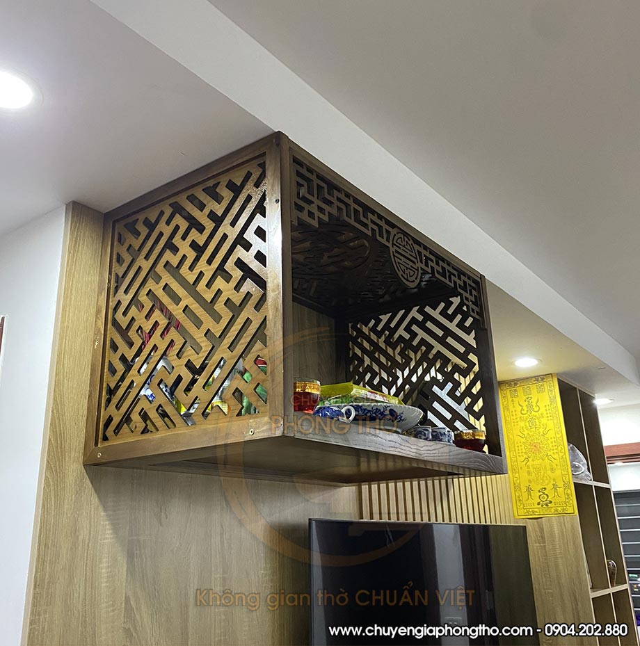 Mẫu bàn thờ gia tiên treo tường lắp đặt tại chung cư Trinity Tower BTT01 Mẫu bàn thờ gia tiên treo tường lắp đặt tại chung cư Trinity Tower BTT01