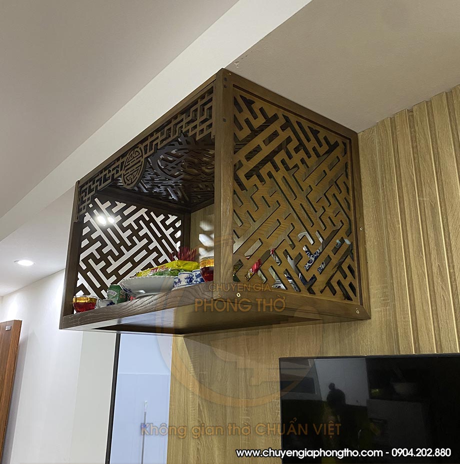 Mẫu bàn thờ gia tiên treo tường lắp đặt tại chung cư Trinity Tower BTT01 Mẫu bàn thờ gia tiên treo tường lắp đặt tại chung cư Trinity Tower BTT01