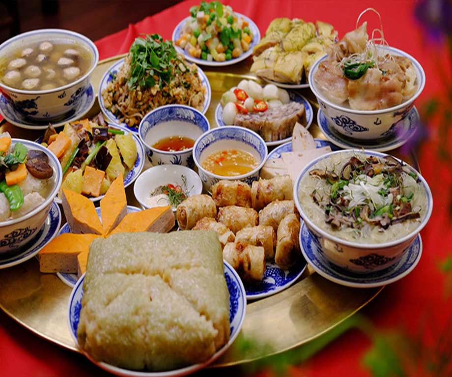 Cách chuẩn bị mâm cỗ cúng gia tiên mùng 1 tết chi tiết