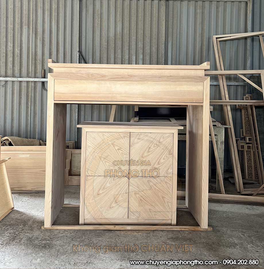 Một số mẫu bàn thờ đứng đang hoàn thiện tại xưởng Một số mẫu bàn thờ đứng đang hoàn thiện tại xưởng