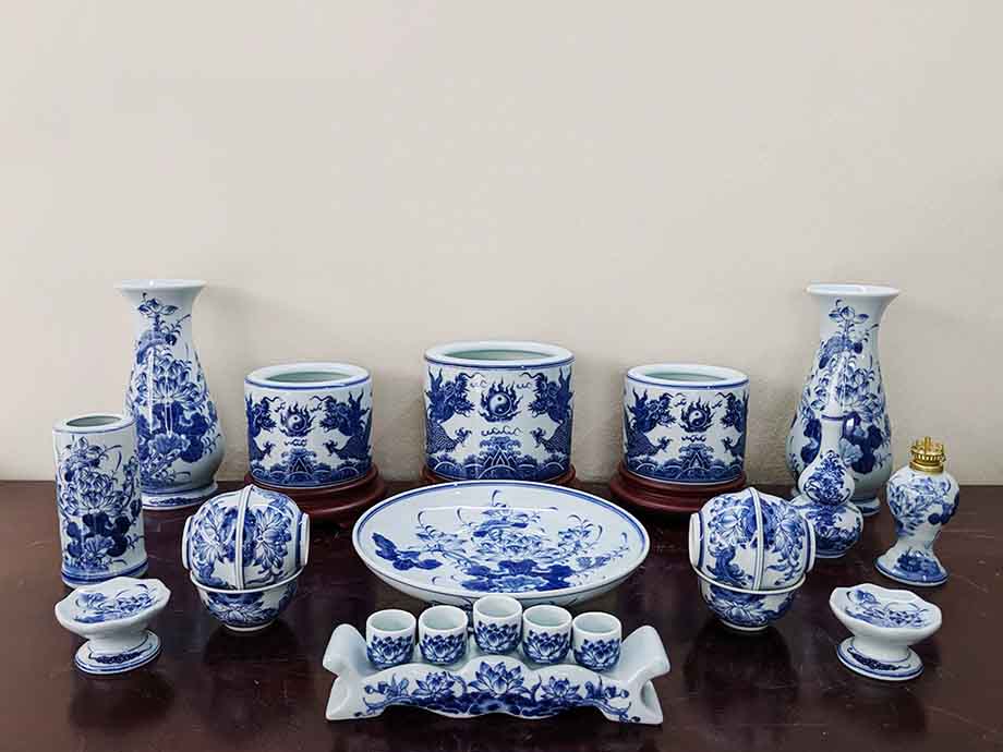 Cách lựa chọn bát hương phù hợp chuẩn phong thủy