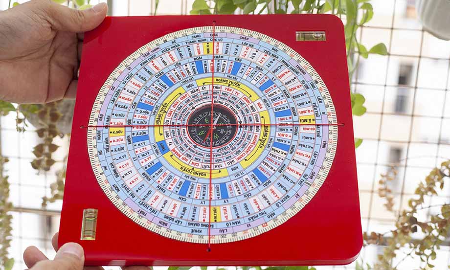 Cách hóa giải bàn thờ hướng Ngũ Quỷ chuẩn phong thủy Cách hóa giải bàn thờ hướng Ngũ Quỷ chuẩn phong thủy