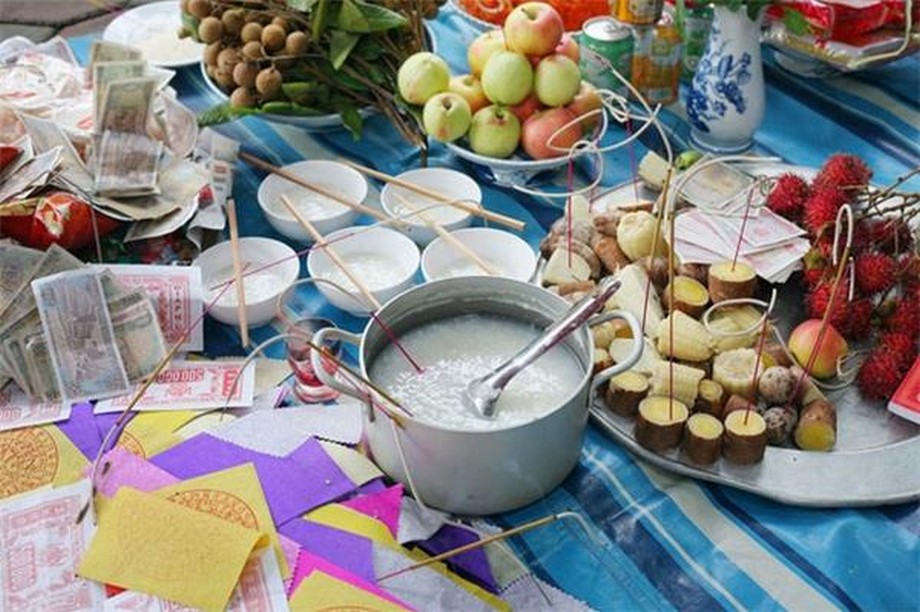 Cúng Rằm tháng 7 ngoài trời cần những gì? Cúng Rằm tháng 7 ngoài trời cần những gì?