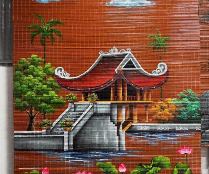 Mành trúc vẽ thủ công nghệ thuật treo nhà thờ họ