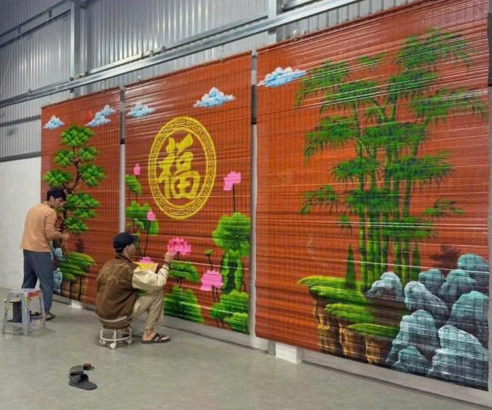 Mành trúc vẽ thủ công nghệ thuật treo nhà thờ họ