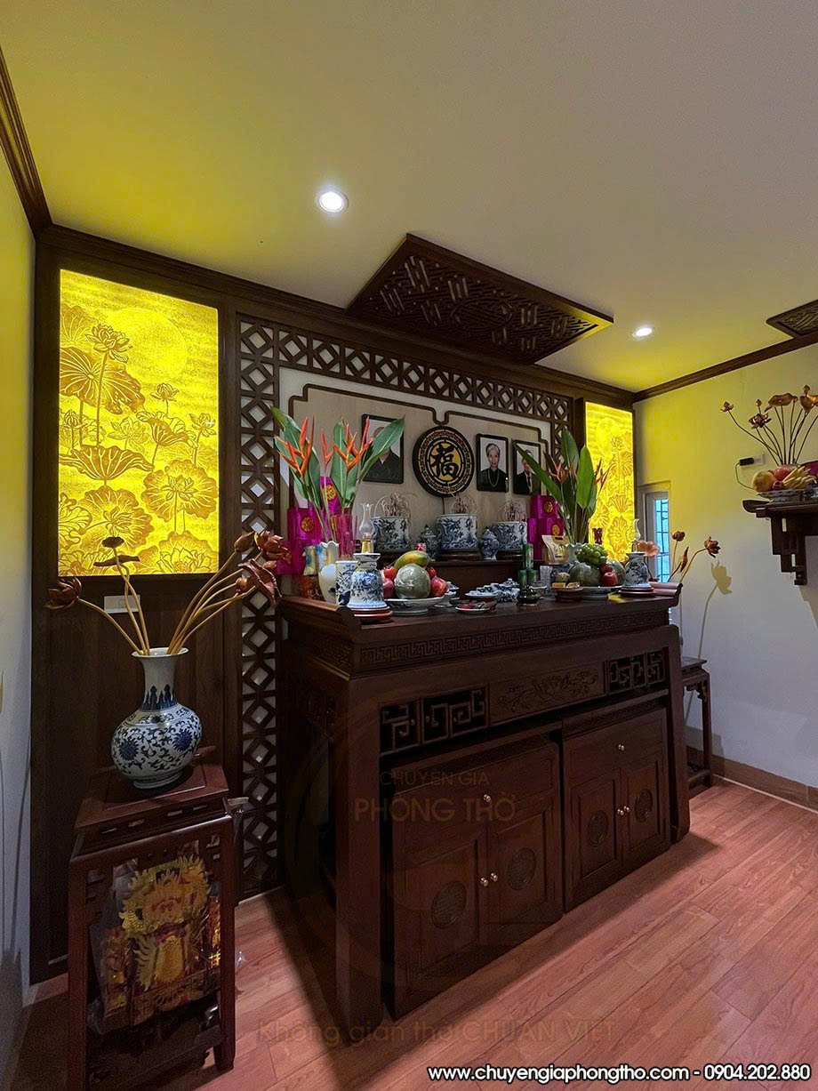 Lắp đặt bàn thờ đứng + 2 bàn cơm và tranh trúc chỉ tại phường Từ Liêm, Hà Nội