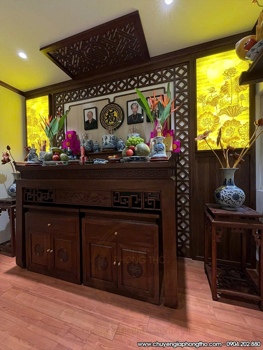 Lắp đặt bàn thờ đứng + 2 bàn cơm và tranh trúc chỉ tại phường Từ Liêm, Hà Nội
