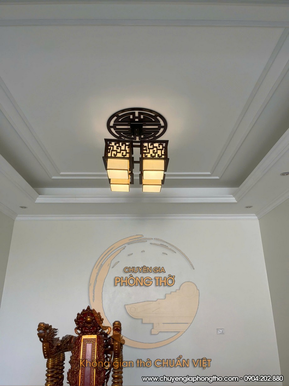 Hoàn thiện lắp đặt mẫu đèn thả trần phòng thờ tại Đê La Thành Hoàn thiện lắp đặt mẫu đèn thả trần phòng thờ tại Đê La Thành