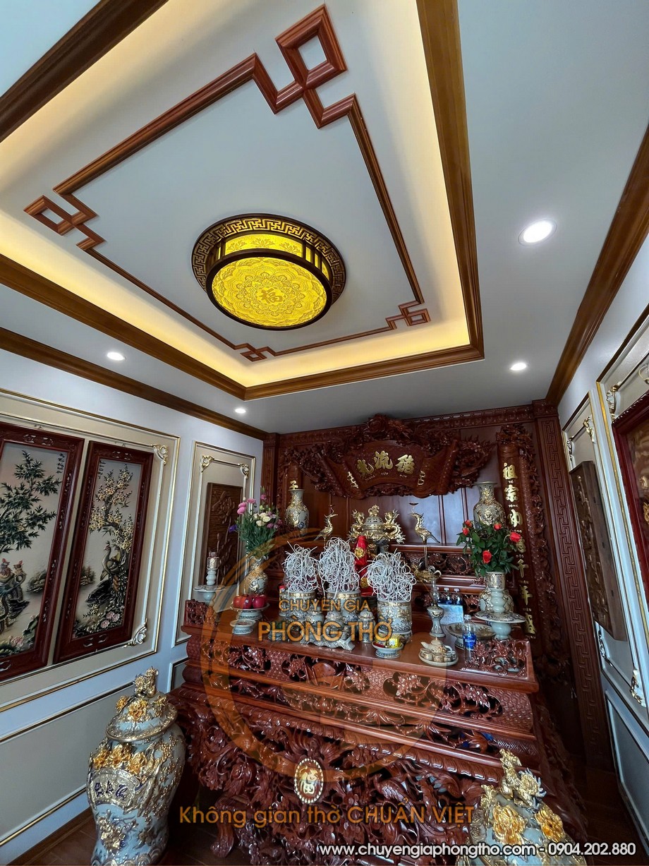 Lắp đặt đèn ốp trần phòng thờ hình tròn tại biệt thự Kiến Hưng Luxury