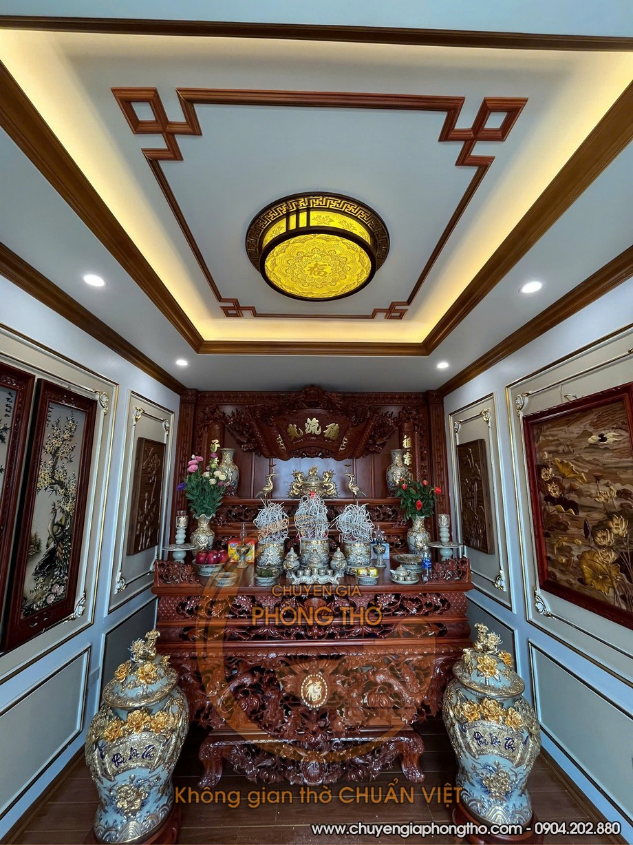 Lắp đặt đèn ốp trần phòng thờ hình tròn tại biệt thự Kiến Hưng Luxury