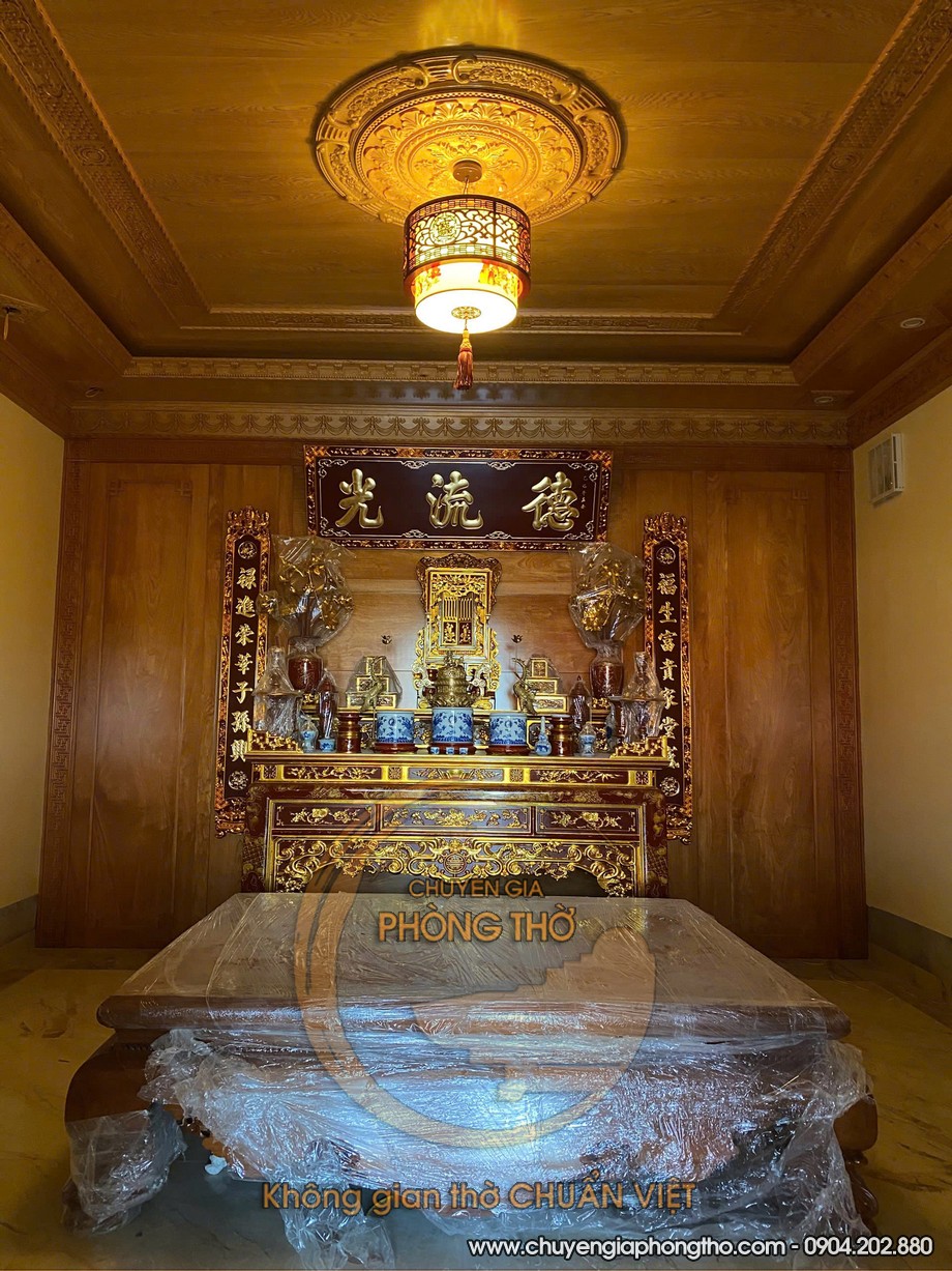 Mẫu đèn thả trần trang trí trong và ngoài phòng thờ lắp đặt tại Thanh Oai