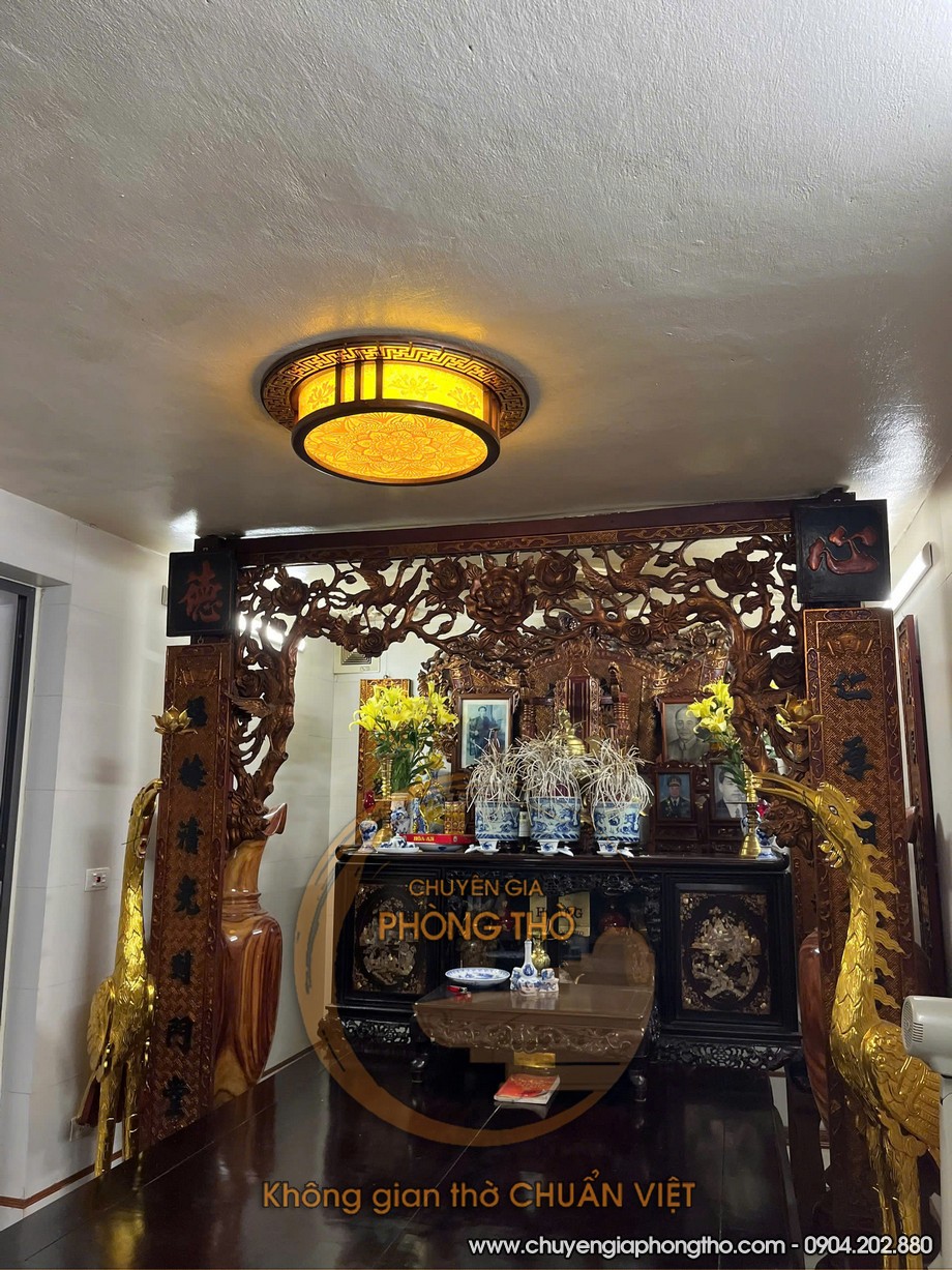 Hoàn thiện lắp đặt mẫu đèn ốp trần phòng thờ hình tròn tại đường Ngọc Hồi