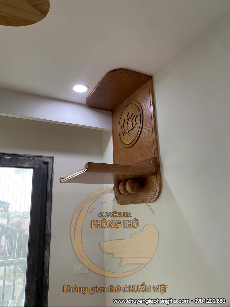 Lắp đặt bàn thờ treo đơn giản bo cong mềm mại tại chung cư The Zei Mỹ Đình